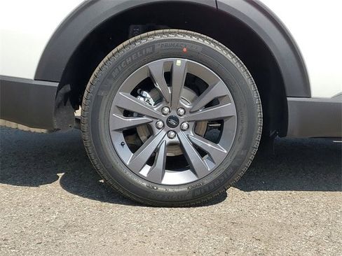 New 2025 Ford Explorer Active w/ Active Comfort Package image 40