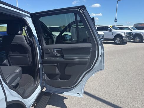 New 2025 Ford Expedition Platinum w/ Stealth Performance Package image 18