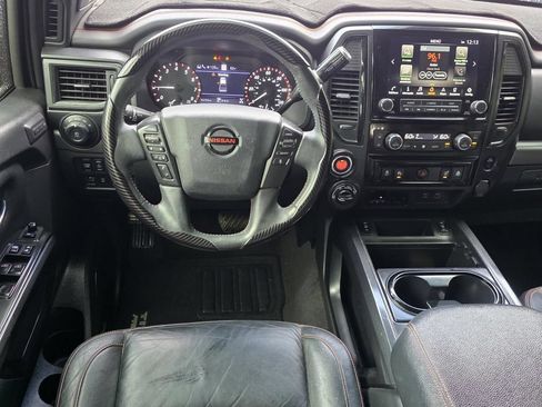 Used 2021 Nissan Titan PRO-4X w/ Pro-4x Convenience Package AWD/4WD image 9