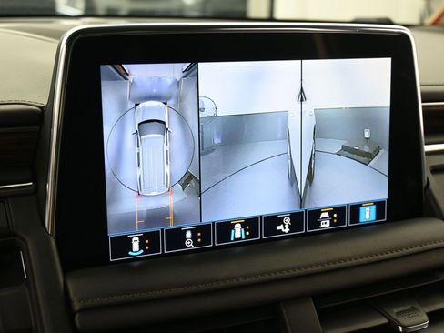 Used 2021 Chevrolet Tahoe High Country RWD image 22