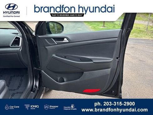 Used 2017 Hyundai Tucson Value AWD/4WD image 8