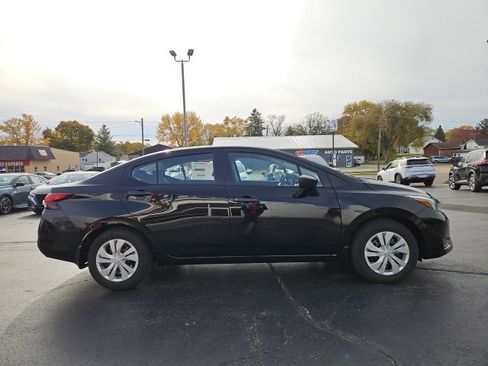 New 2025 Nissan Versa S image 7