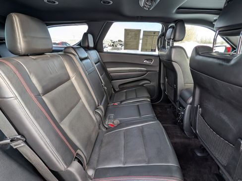 Used 2018 Dodge Durango R/T image 32