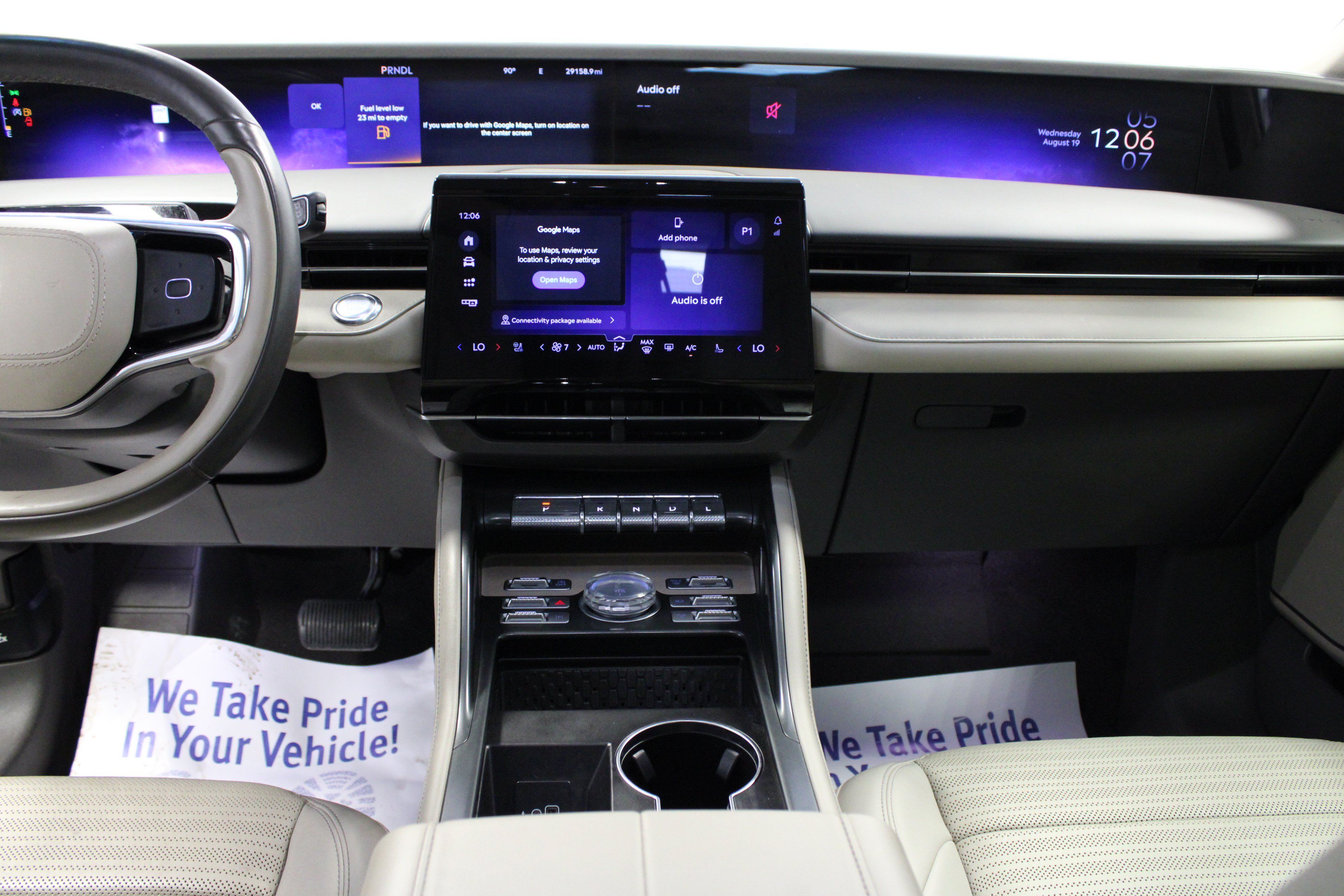 Used 2024 Lincoln Nautilus Reserve w/ Equipment Group 202A AWD/4WD image 18