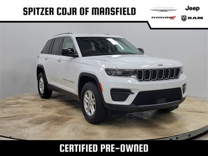Certified 2023 Jeep Grand Cherokee Laredo w/ Luxury Tech Group I