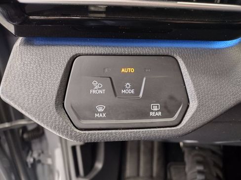 Used 2023 Volkswagen ID.4 Pro S RWD image 22