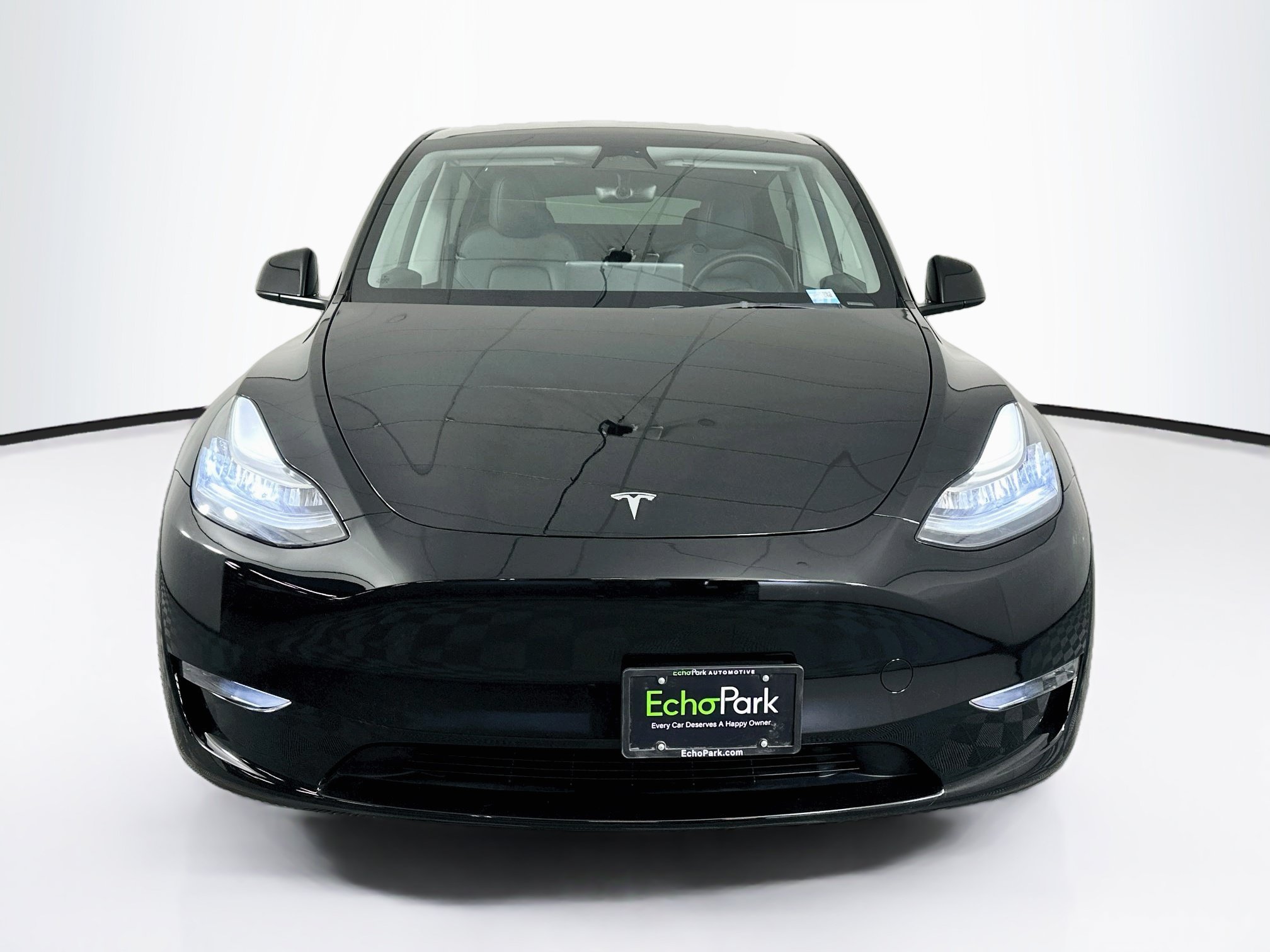 Used 2023 Tesla Model Y Long Range AWD/4WD image 2