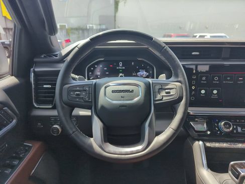 Certified 2026 GMC Sierra 1500 Denali Ultimate AWD/4WD image 16