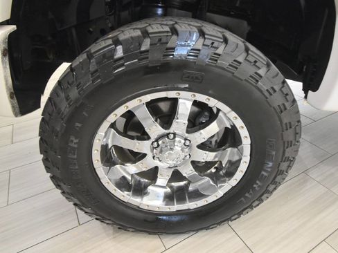 Used 2016 Ford F150 Lariat w/ Equipment Group 502A Luxury AWD/4WD image 10