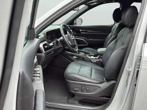 Used 2024 Kia Telluride EX X-Line AWD/4WD image 13