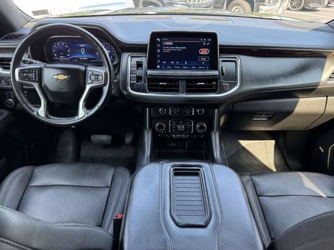 Used 2022 Chevrolet Tahoe LT w/ Luxury Package AWD/4WD image 3