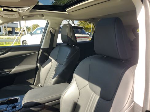 Used 2024 Lexus NX 350 AWD image 17