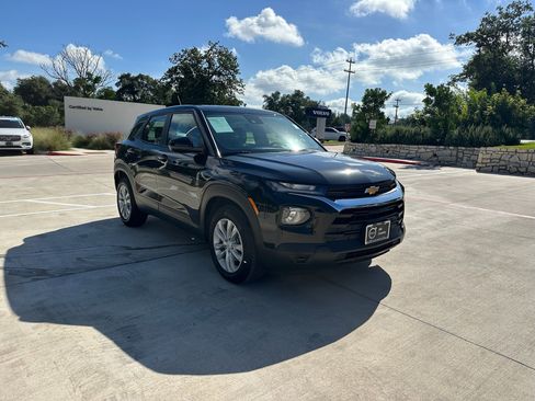 Used 2023 Chevrolet TrailBlazer LS image 7
