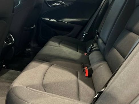 Used 2023 Chevrolet Malibu LT FWD image 11