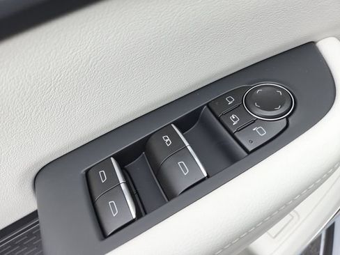 New 2026 Buick Enclave Avenir w/ Super Cruise Package image 11