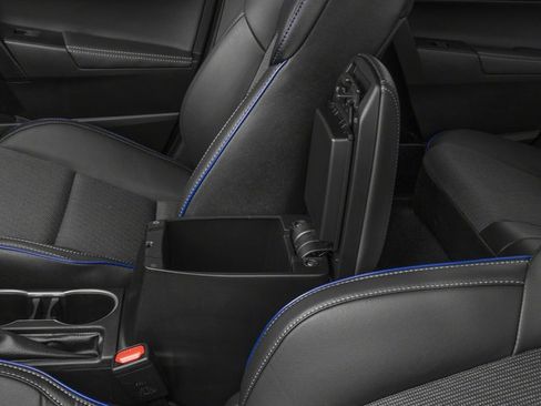 Used 2018 Toyota Corolla SE w/ Protection Package FWD image 16
