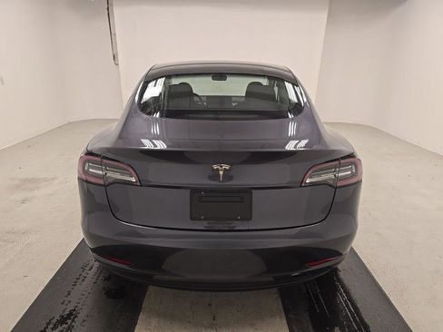 Used 2020 Tesla Model 3 Standard Range RWD image 5
