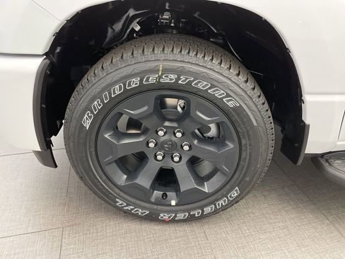 New 2026 RAM 1500 Express image 8