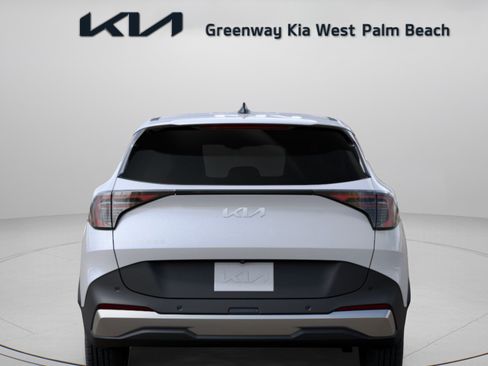 New 2026 Kia Sportage LX FWD image 7