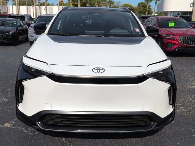 Used 2024 Toyota bZ4X FWD image 9