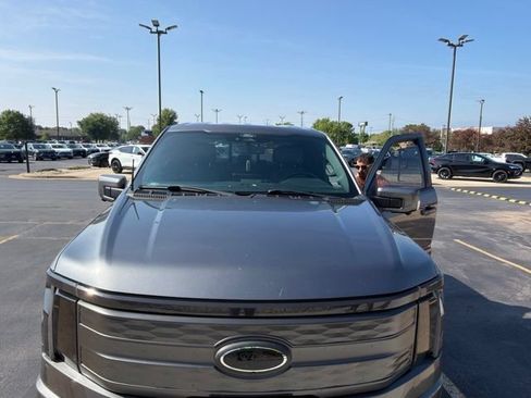 Used 2022 Ford F150 Lightning Lariat AWD/4WD image 2