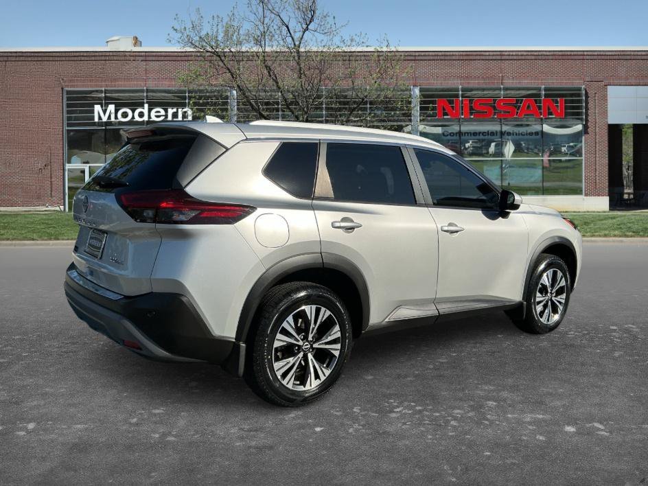 Certified 2023 Nissan Rogue SV w/ SV Premium B Package AWD/4WD image 4