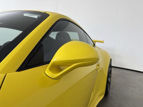 Certified 2015 Porsche 911 GT3 RWD image 12