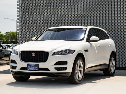 Used 2017 Jaguar F-PACE Premium AWD/4WD image 7