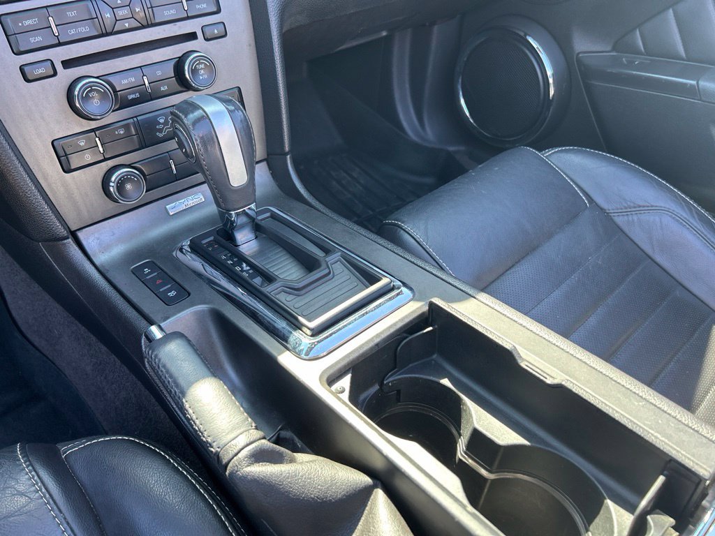 Used 2013 Ford Mustang Premium RWD image 27