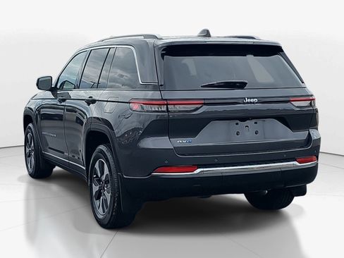 Used 2022 Jeep Grand Cherokee Limited 4xe w/ MOPAR Finishing Package image 5