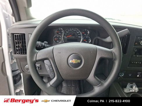 New 2025 Chevrolet Express 3500 Work Van w/ Power Convenience Package image 14