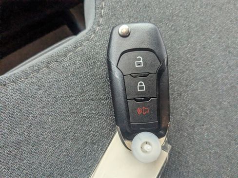 Used 2025 Ford F250 XLT image 33