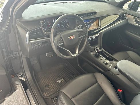 Certified 2024 Cadillac XT6 Sport w/ LPO, Floor Liner Package AWD/4WD image 11