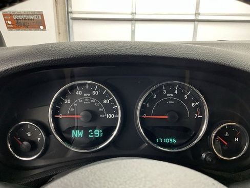 Used 2013 Jeep Wrangler Unlimited Sport image 8