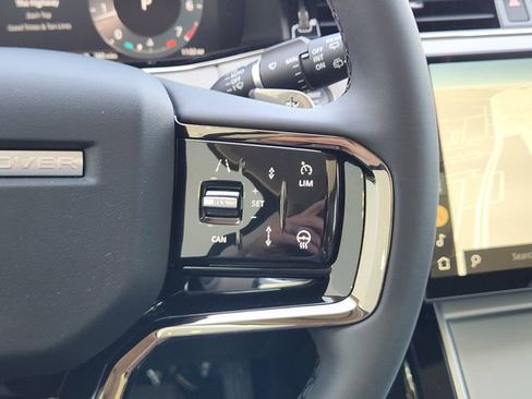 Used 2024 Land Rover Range Rover Evoque S image 29