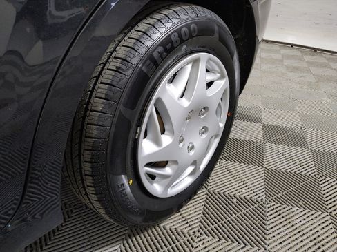Used 2015 Chevrolet Sonic LS FWD image 31