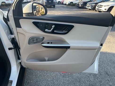 New 2026 Mercedes-Benz GLC 300 4MATIC image 35