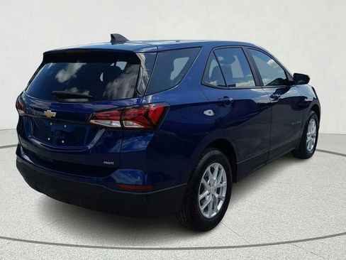 Used 2022 Chevrolet Equinox LS AWD/4WD image 6