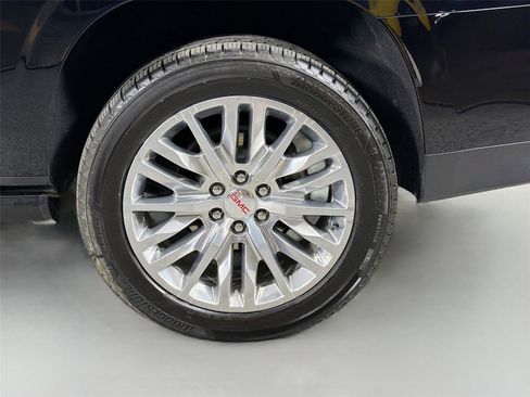 Used 2024 GMC Yukon XL Denali w/ Advanced Technology Package AWD/4WD image 33