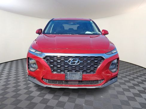Used 2019 Hyundai Santa Fe SE image 2