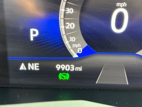 Used 2022 Volkswagen Tiguan SE image 18