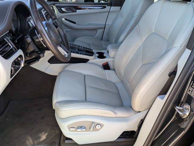 Used 2021 Porsche Macan S AWD/4WD image 16