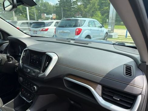 Used 2019 GMC Terrain SLE FWD image 22