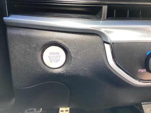 Used 2024 Kia Sorento SX Prestige w/ Sage Leather Package image 25