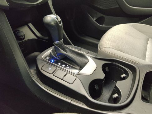 Used 2014 Hyundai Santa Fe GLS image 26