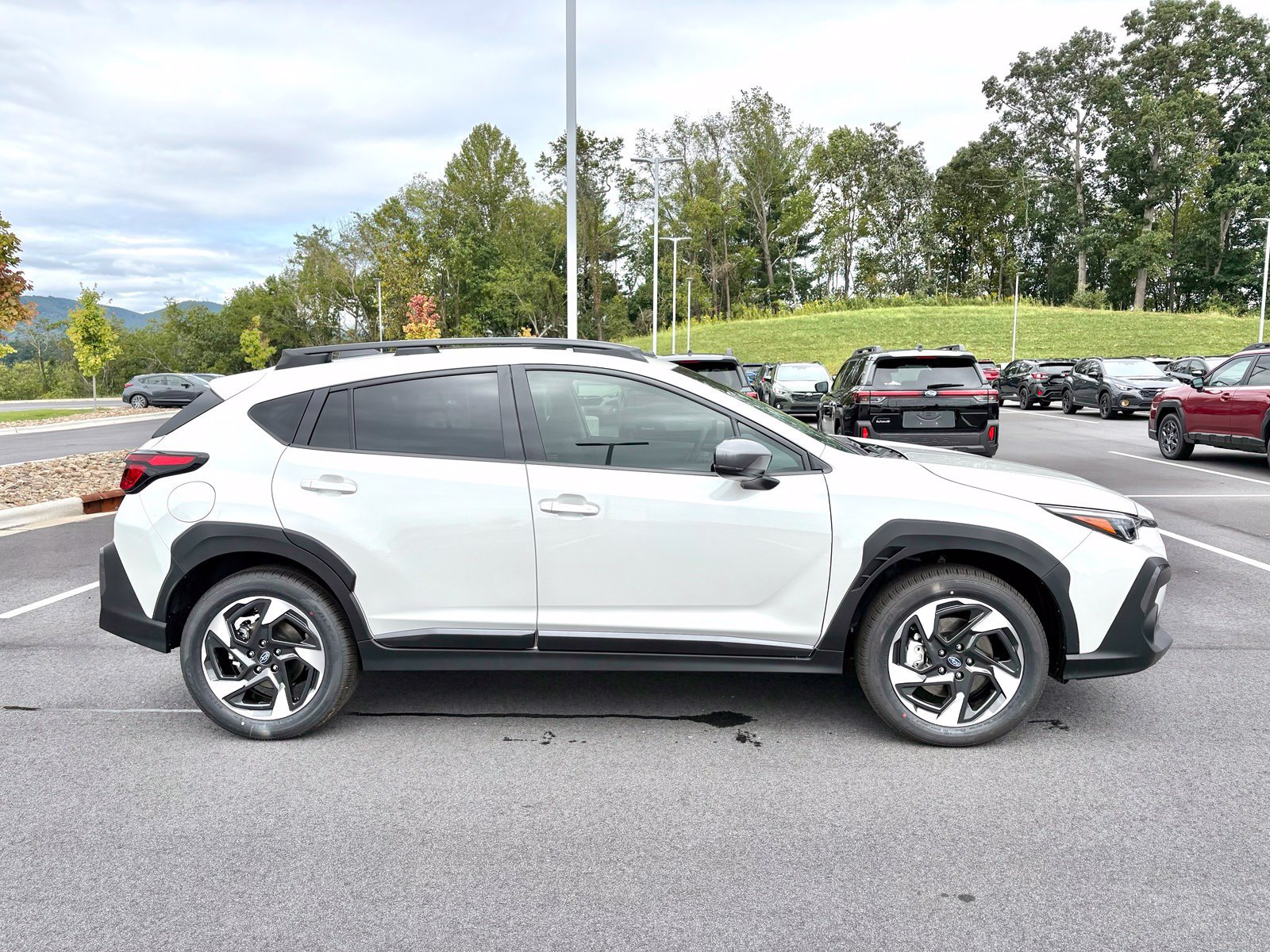 New 2026 Subaru Crosstrek 2.5i Limited w/ Popular Package #3A AWD/4WD image 6