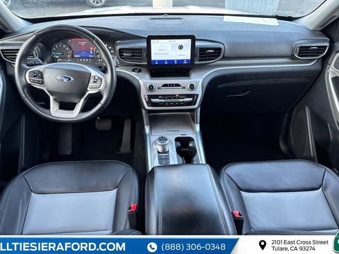 Used 2022 Ford Explorer XLT w/ Equipment Group 202A image 10