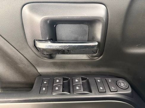 Used 2018 Chevrolet Silverado 1500 LT w/ Texas Edition image 28