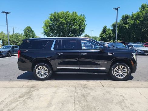 Certified 2025 GMC Yukon XL Denali w/ LPO, Floor Liner Package AWD/4WD image 9