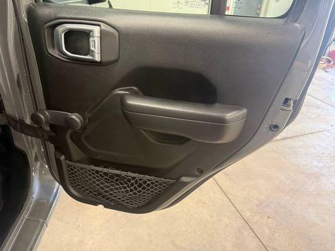 Used 2020 Jeep Wrangler Unlimited Sport AWD/4WD image 27